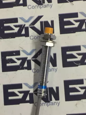 Omron LJ8A3-2-J/EZ Proximity Sensor 