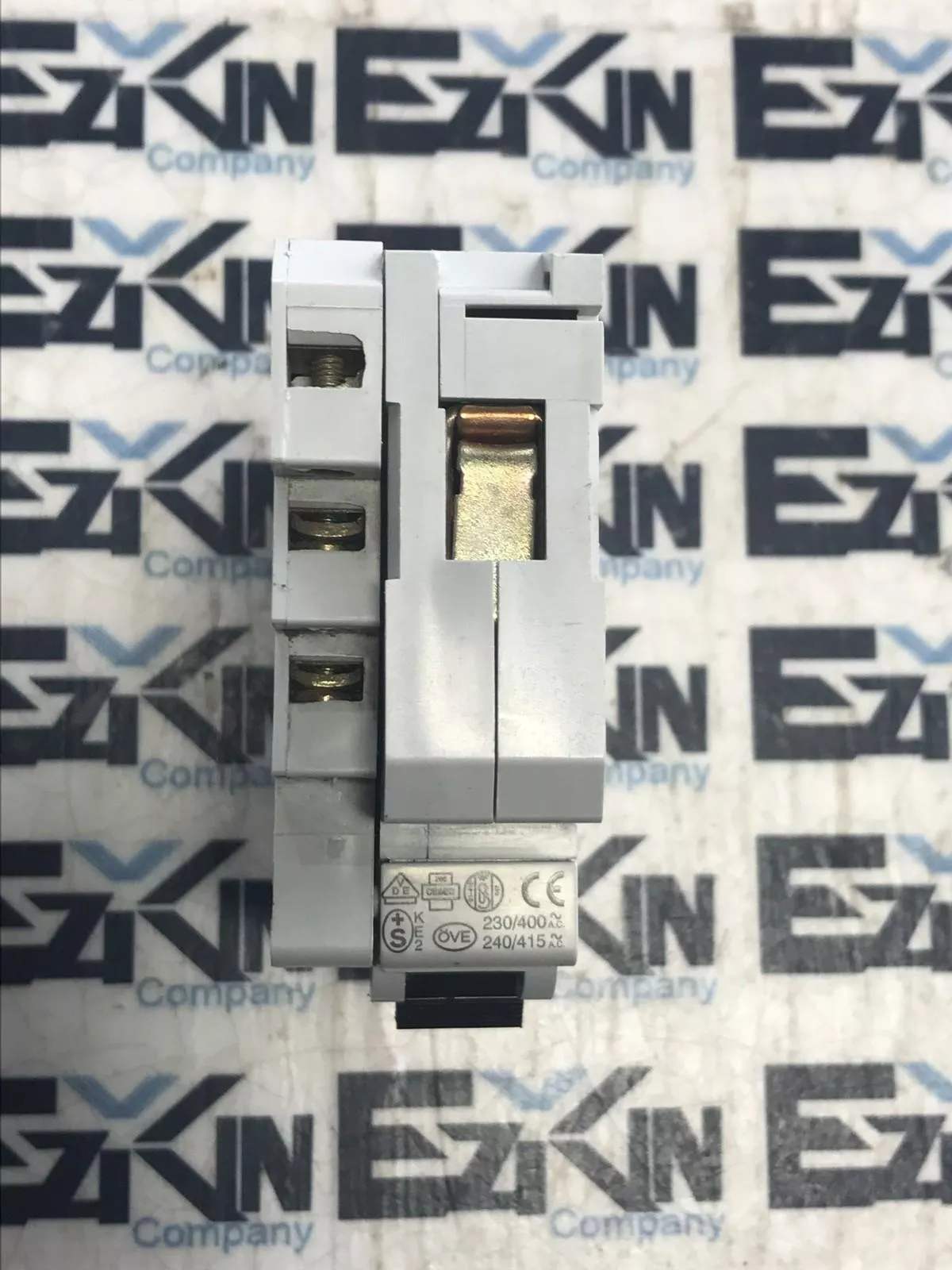 Moeller FAZN C10 1-Pole Circuit Breaker 277VAC 10Amp W/Auxiliary 250 VDC 0.5A 
