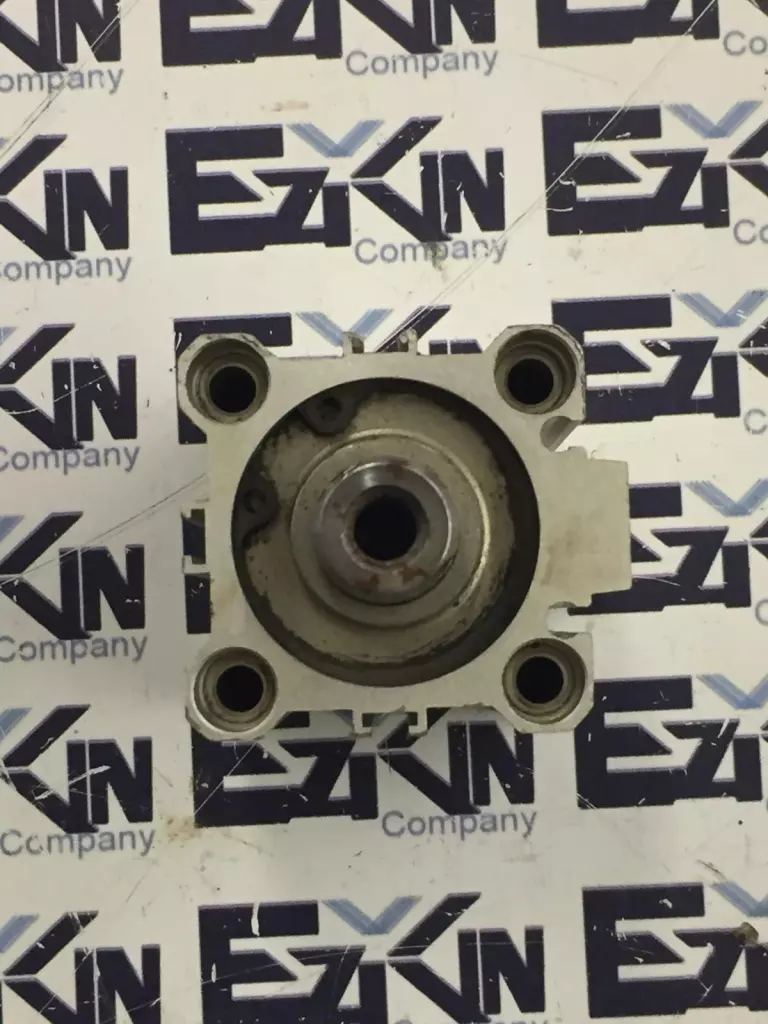 SMC CQ2B32-30D Pneumatic Cylinder, 32mm Bore 30mm Stroke 