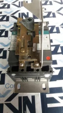 General Electric TED134050WL 3-Pole Circuit Breaker. 50Amp 240-480VAC 