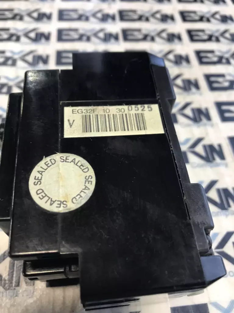 Fuji Electric EG32F Circuit Breaker 240V 10Amp 