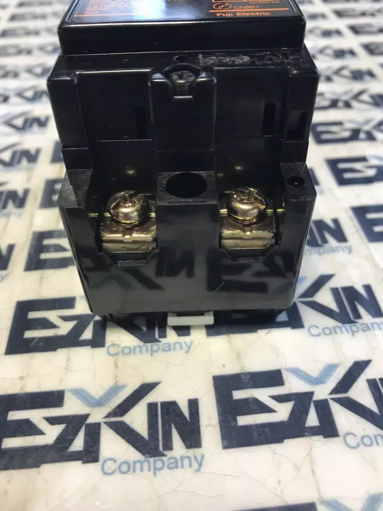 Fuji Electric EG32F Circuit Breaker 240V 10Amp 