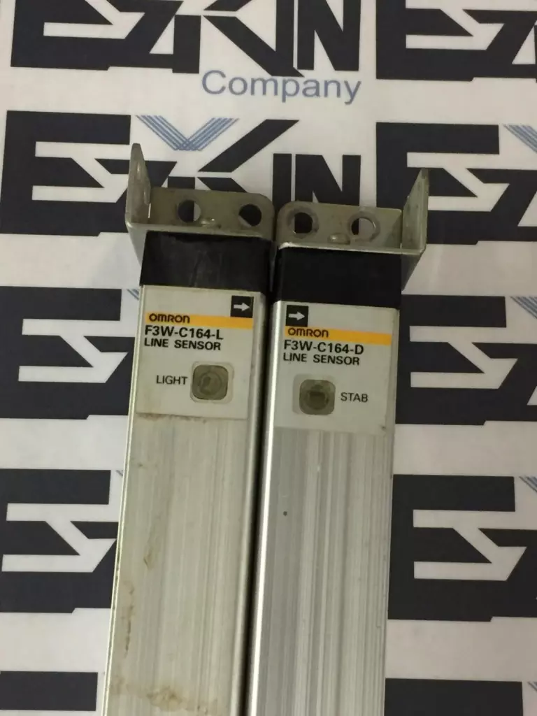 Omron F3W-C164-D / F3W-C164-L Line Sensor 