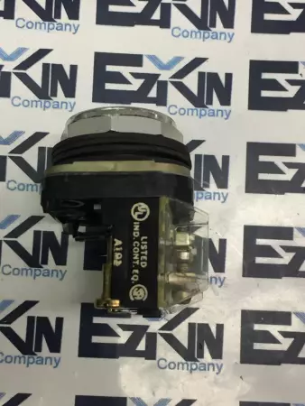 Allen-Bradley 800T-A........ SER.N Pushbutton Black W/Contact Block 