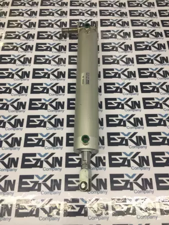 SMC  PNEUMATIC CYLINDER NCD3BN50-1000 