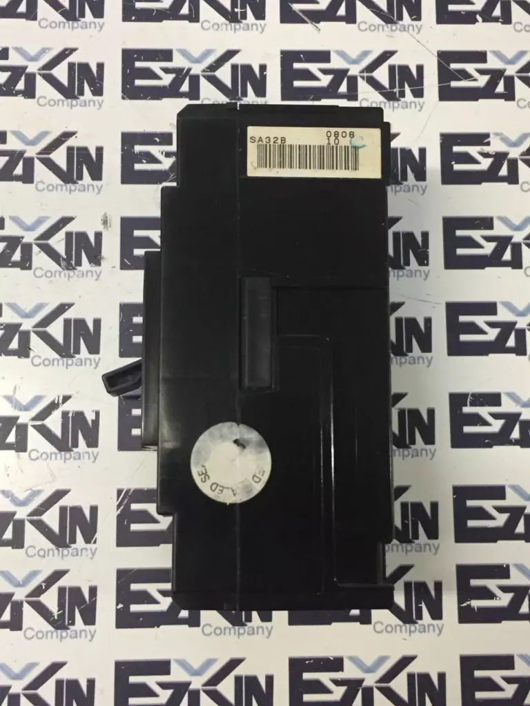 Fuji SA32B 2-Pole Circuit Breaker, 10A 220VAC 