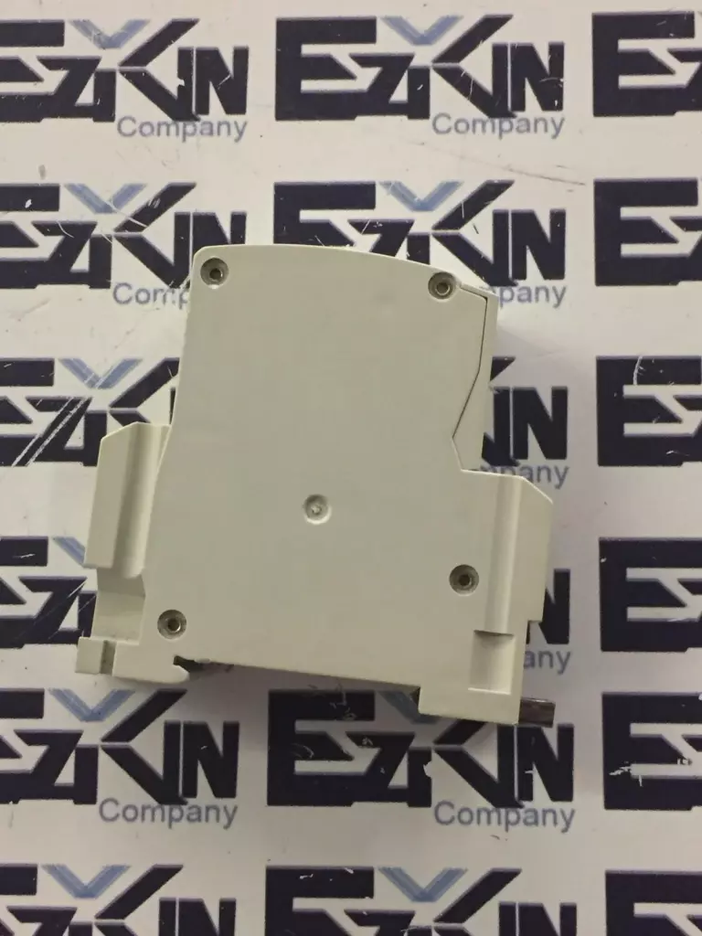 Fuji Electric CP31FM/3 1-Pole Circuit Protector 220VAC/125VDC 3Amp 