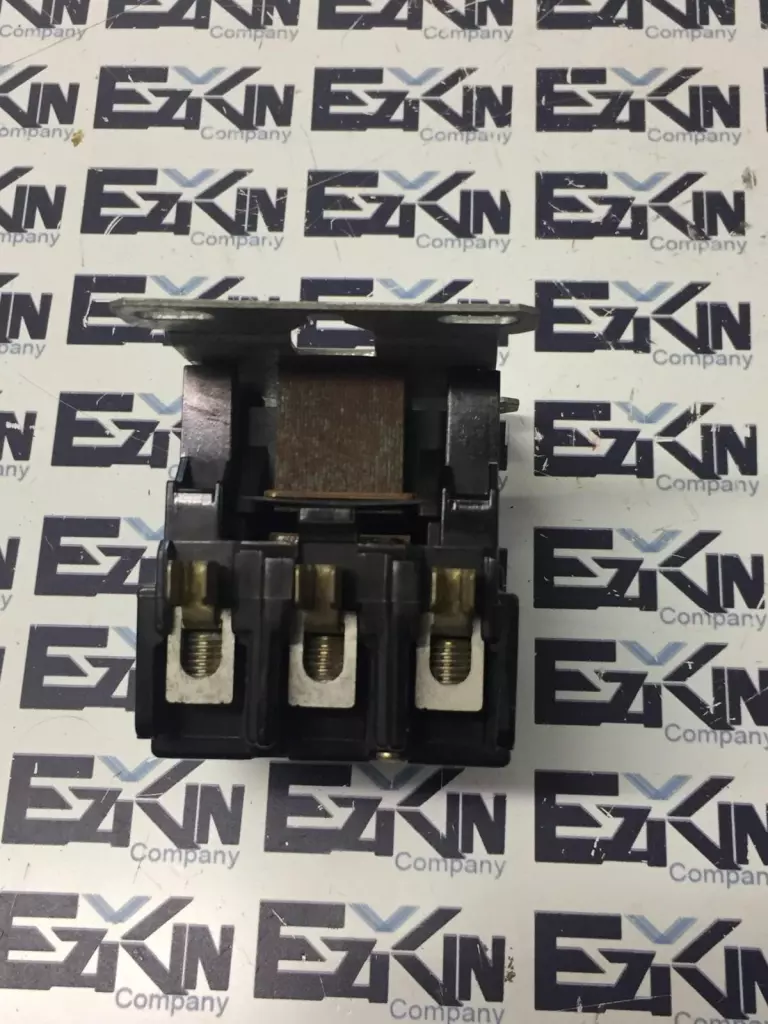 Products Unlimited Corp. 3100-30J9162NO Definite Purpose Contactor, 600VAC 40A 