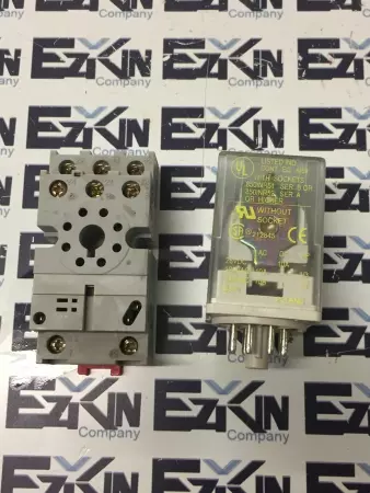 Square D 8501KP12V20 Relay120/240VAC 10Amp with Socket Base, 28VDC Coil 