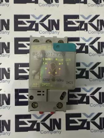 Square D 8501KP12V20 Relay120/240VAC 10Amp with Socket Base, 28VDC Coil 