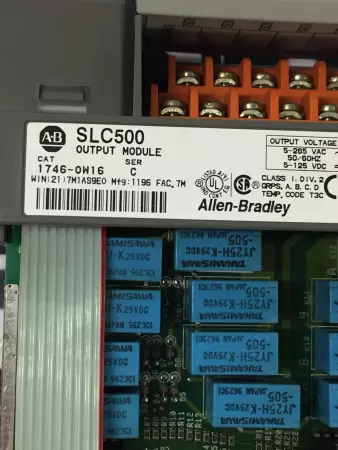 Allen Bradley 1746-OW16 output module  SLC500 Ser C 