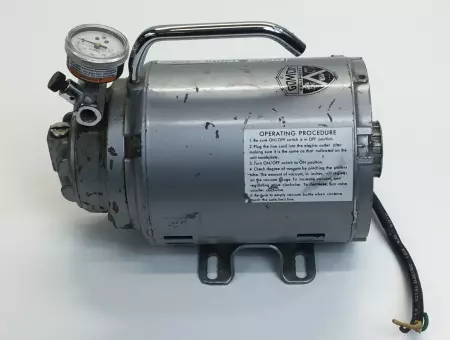 Gomco Equipment 5KH35KN372GX 115V 60Hz Pump Untested