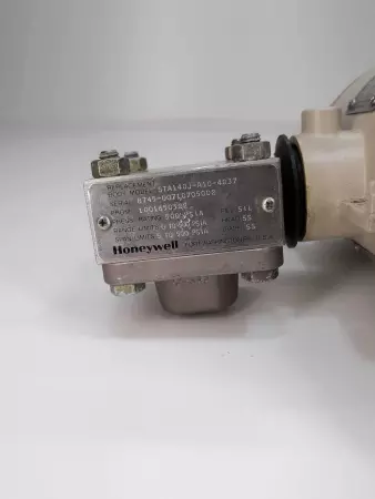 Honeywell STA140-E1G-00000-MB ST3000 Smart Pressure Transmitter 