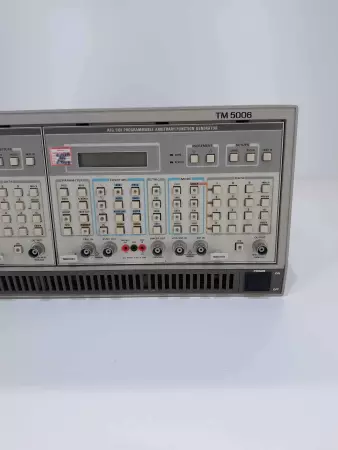 Tektronix TM5006 AFG5101 12MHz Programmable Arbitrary/Function Generator 