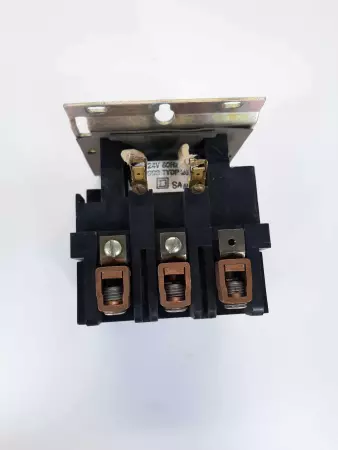 Square D CLASS 8910 PO-3 Starter Contactor Series A 24V Coil 