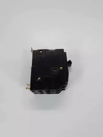 Square D QOB 30A 10kA 120/240V 2pole circuit breaker HACR type tipo CARR 