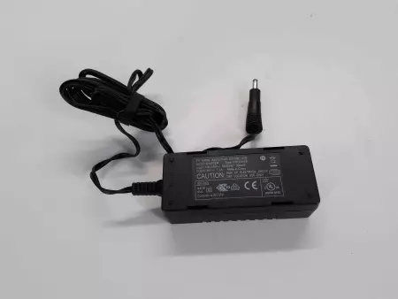 FWHK FW7400/06 Charger AC to DC Adapter, No Input Cord 