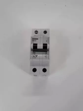 SIEMENS 5SX22 C10 CIRCUIT BREAKER 480VAC 2POLE