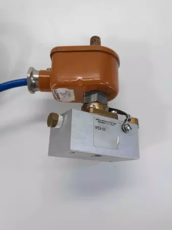 HONEYWELL LUCIFER U131F4490 SOLENOID