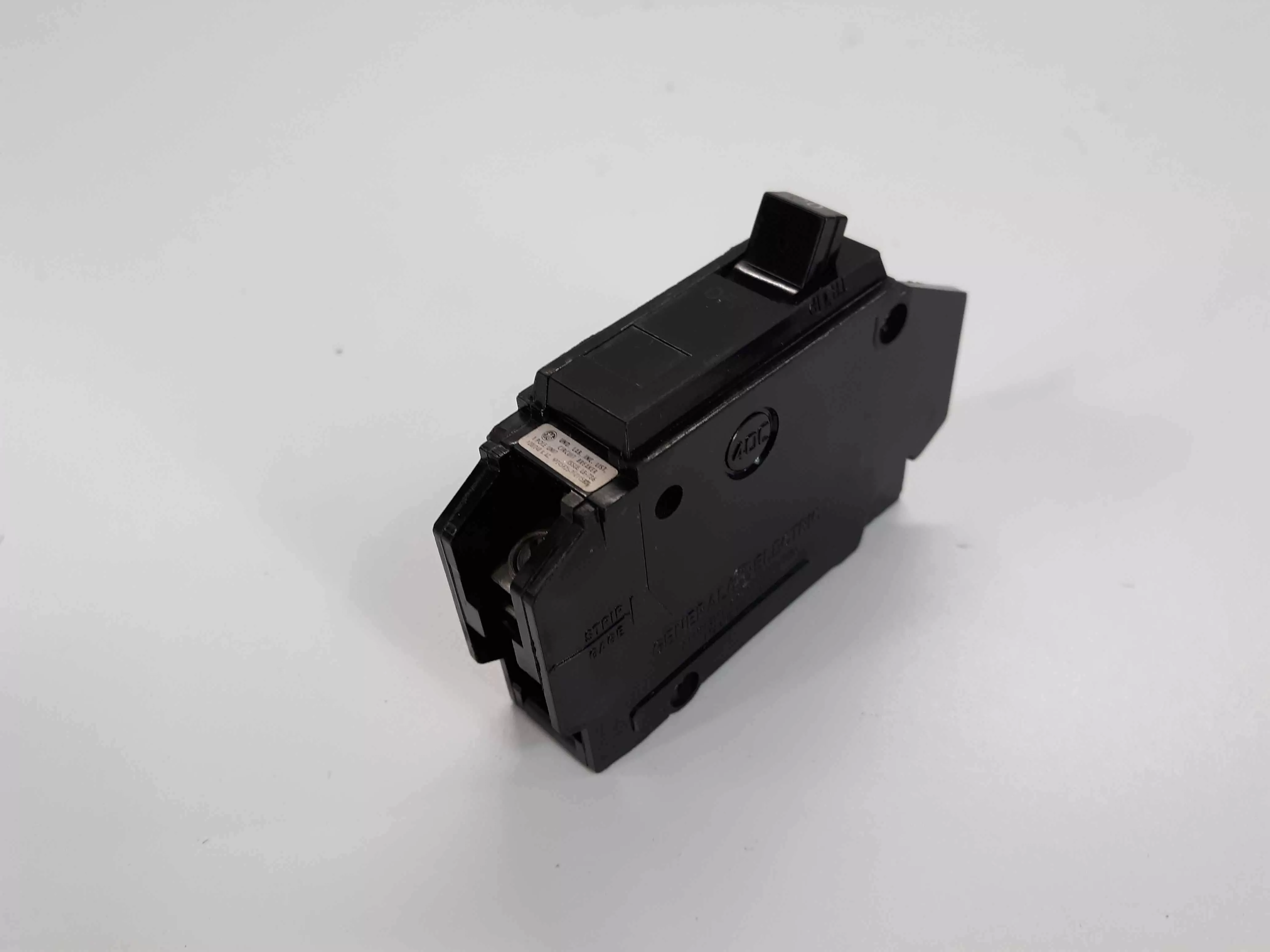 General Electric TYPE THQC 1-Pole Circuit Breaker, 120/240VAC 20Amp 
