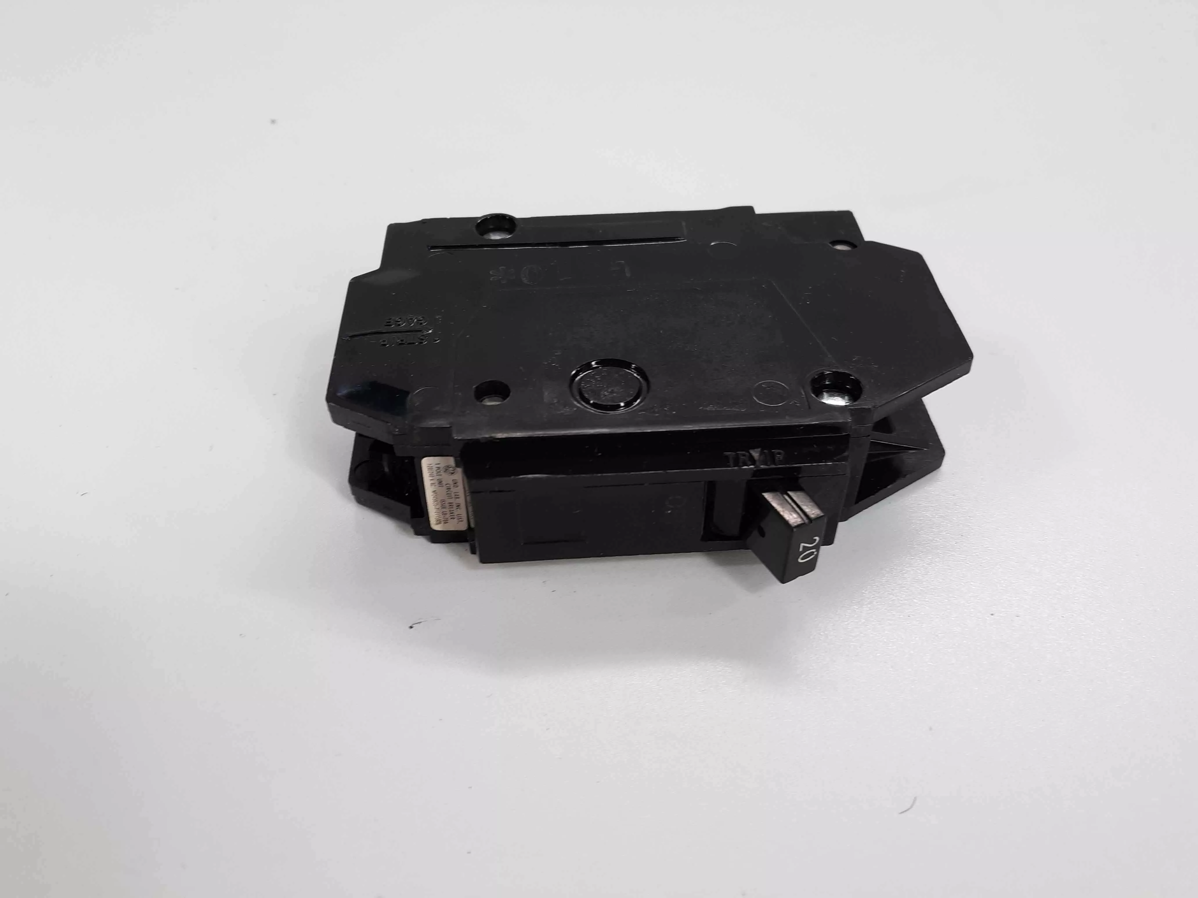 General Electric TYPE THQC 1-Pole Circuit Breaker, 120/240VAC 20Amp 