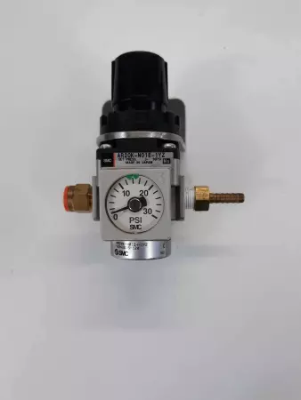 SMC AR20K-N01E-1YZ Pressure Regulator With Gauge