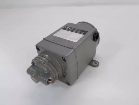 ITT  Conoflow Transducer Model GT28ED L87 