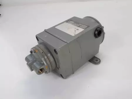 ITT Fluid Technology Corp Conoflow Transducer Model GT28ED D88