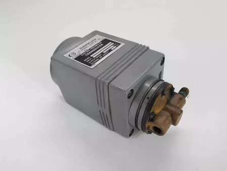 ITT GT25CD CONOFLOW 3-15PSI 1/4IN NPT ELECTRO PNEUMATIC TRANSDUCER 