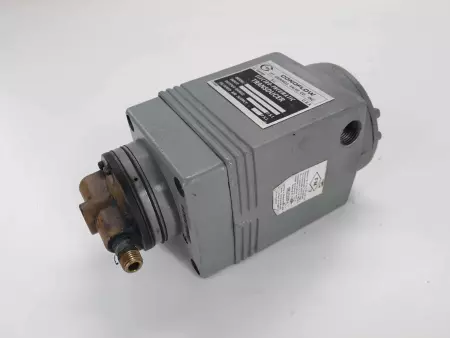 ITT GT25CD CONOFLOW 3-15PSI 1/4IN NPT ELECTRO PNEUMATIC TRANSDUCER 