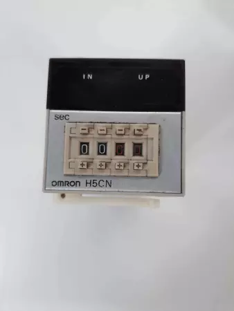 Omron H5CN Timer Relay 8-Pin 12-48VDC 