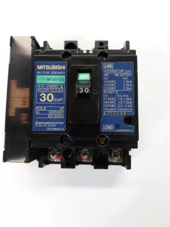 Mitsubishi NF30-CS Circuit Breaker 30A 600VAC 3POLE W/Auxiliary Switch AX1