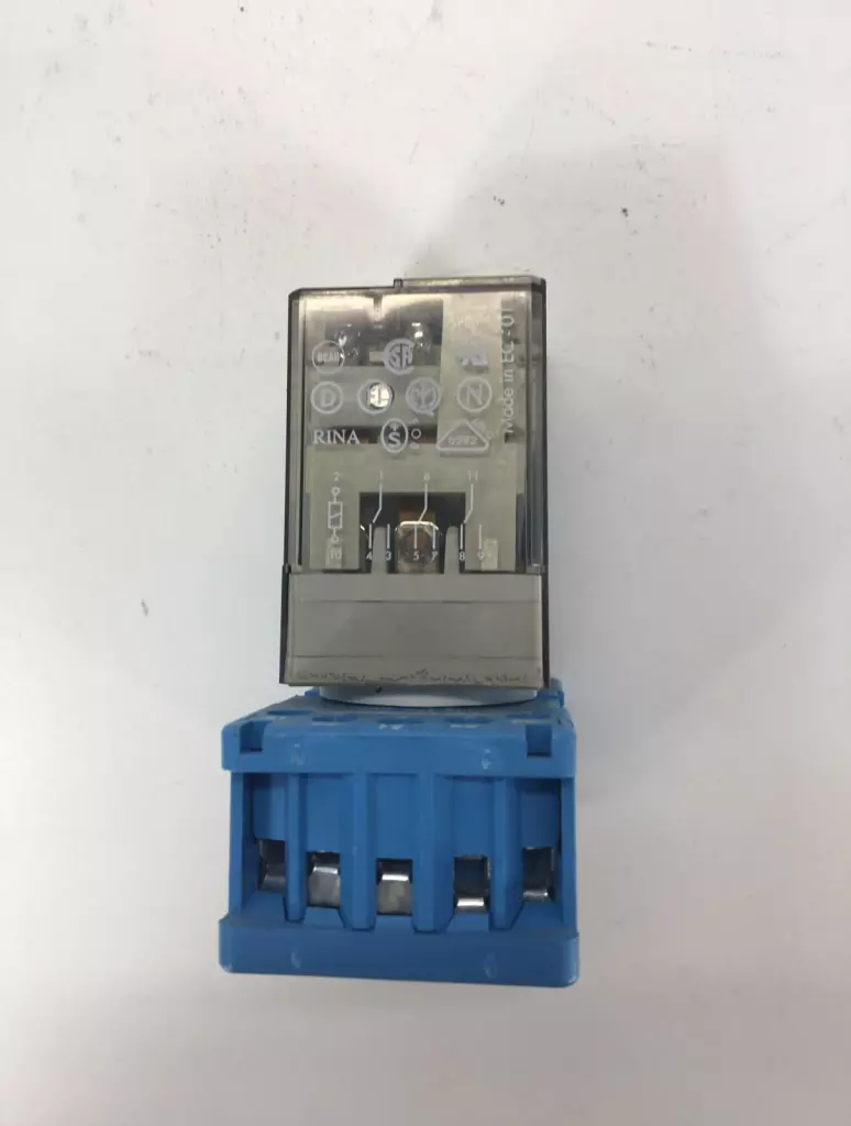 Finder 60.13.9.024.0020 Relay, 10Amp-250VAC, 24VDC Coil W/Socket Base 