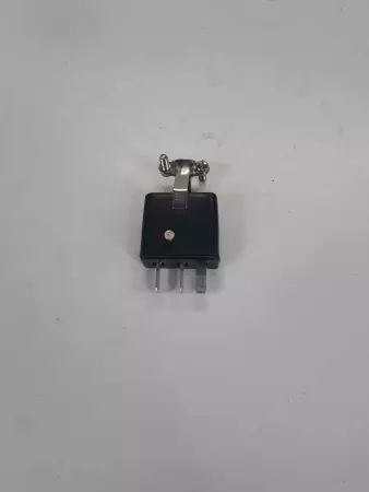  Calectro Cord Connector 3 pin/male 