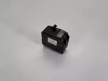 SQUARE D 20A 10,000AIC QO CIRCUIT BREAKER 2POLE 120/240Vac