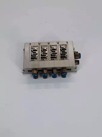 SMC 8 Position Pneumatic 12 Manifold Block w/ SMC Push Fit Connectors