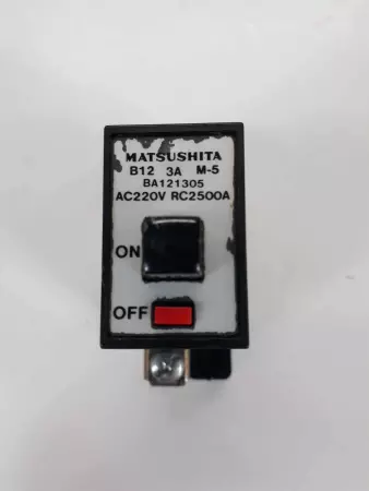 Matsushita B12 3A M-5 BA121305 Circuit Breaker  AC220V RC2500A 