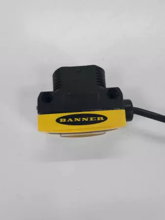 Banner QS30FF400 Photoelectric Sensor