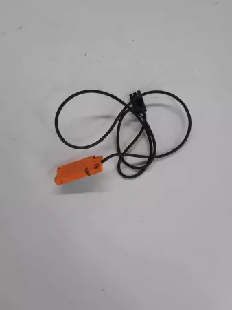 ifm Electronic KQ-3040NBPKG/0,76M/MOLEX 