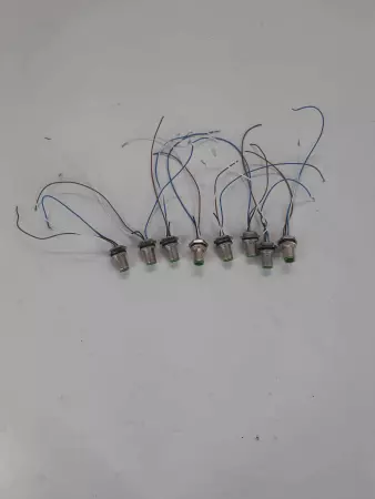 Male Connector  4 pin lot of 8 