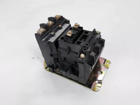 Allen-Bradley 500L-B0A93 series A Contactor 230-240 Coil