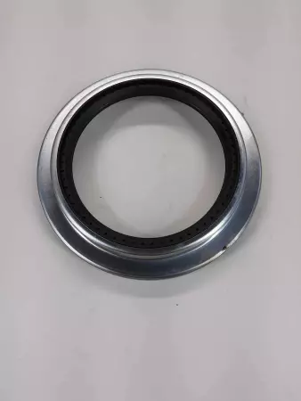 CR Chicago Rawhide 47699 Oil Seal 