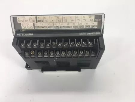 Mitsubishi Electric AJ55TB32-8DR I/O Link Remote Unit, 12 In 12 Out 