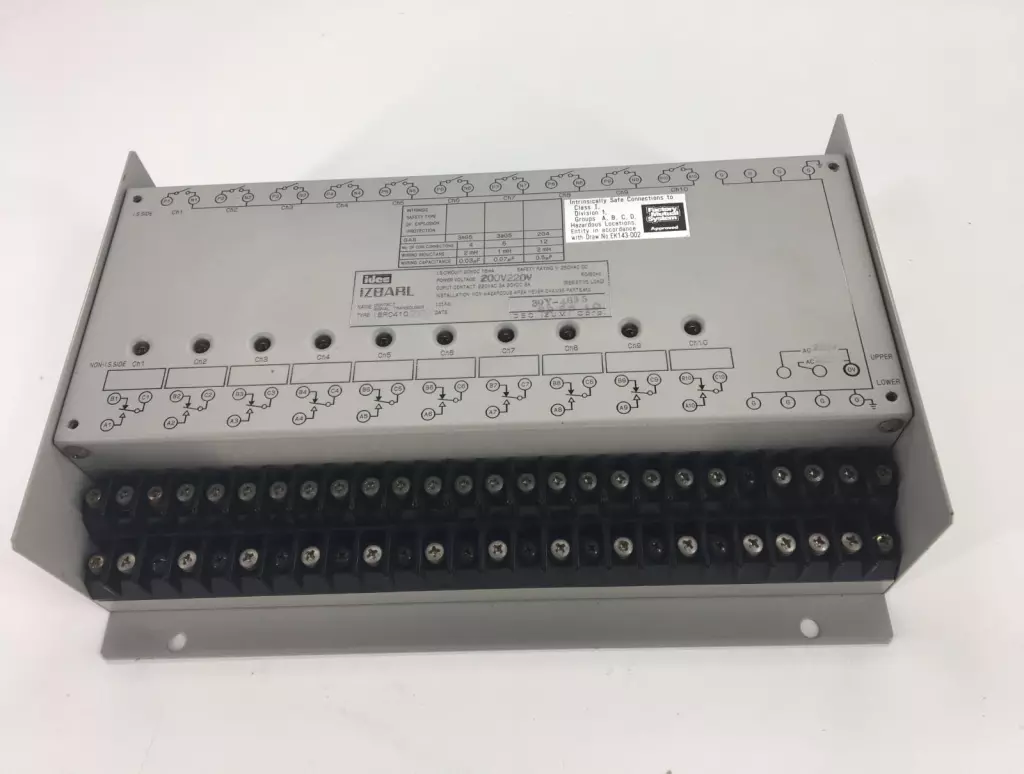 Idec Izbarl IBRC4102FM Contact Signal Transducer 200-220VAC 