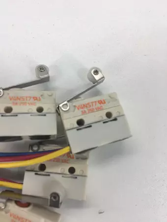 SBE V4NST7 Limit Switch 250V 3 Amp Lot of 5
