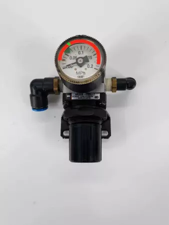 SMC AR2000-02BG-1 Pneumatic Regulator w/ Gauge