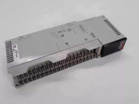 Schneider Electric 140DAO84210 Output Module AC Out 100-230V Missing Cover 