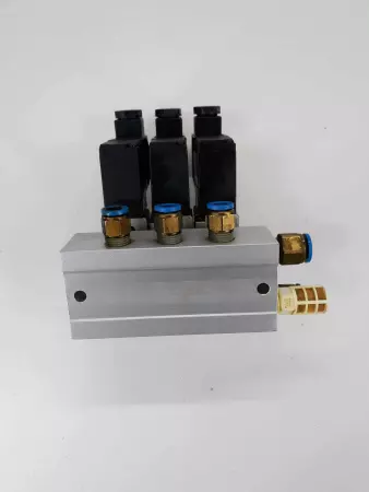 SMC VP344 3 Solenoid Valve Assembly with Manifolds 