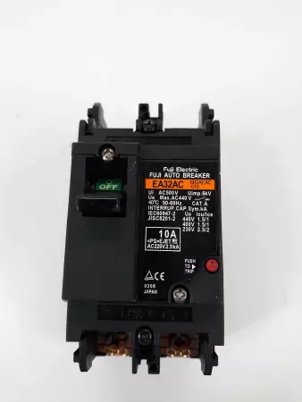 Fuji EA32AC  Circuit Breaker 2p 10a 