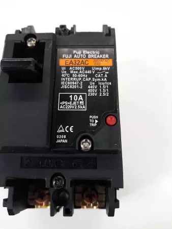 Fuji EA32AC  Circuit Breaker 2p 10a 